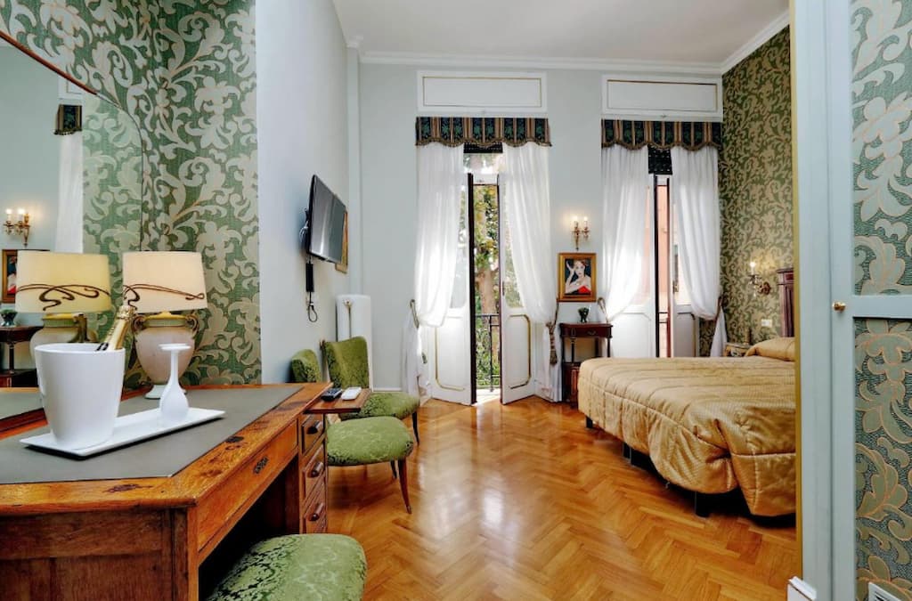 where to stay in Rome first time
