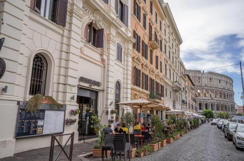 hotels near Colosseum Rome