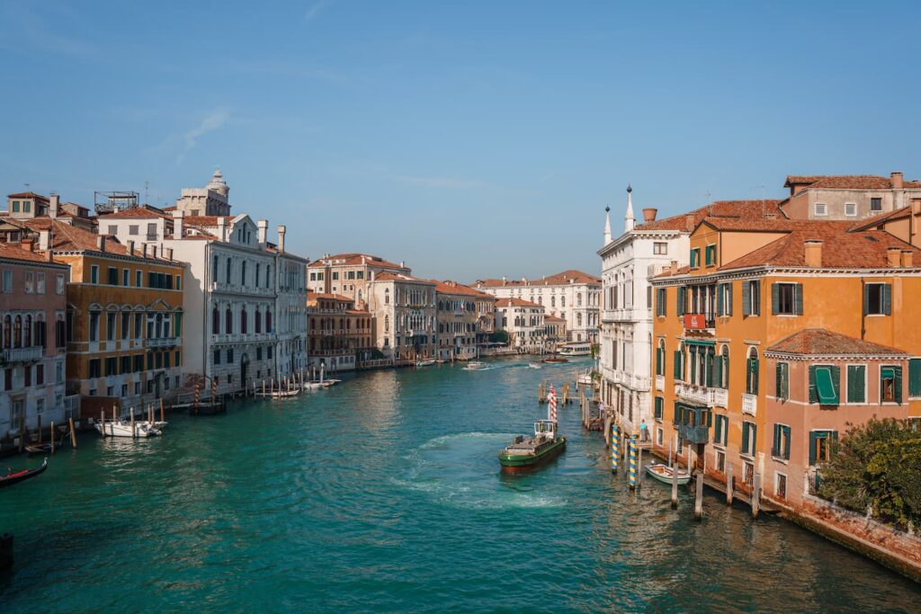 where to stay in venice