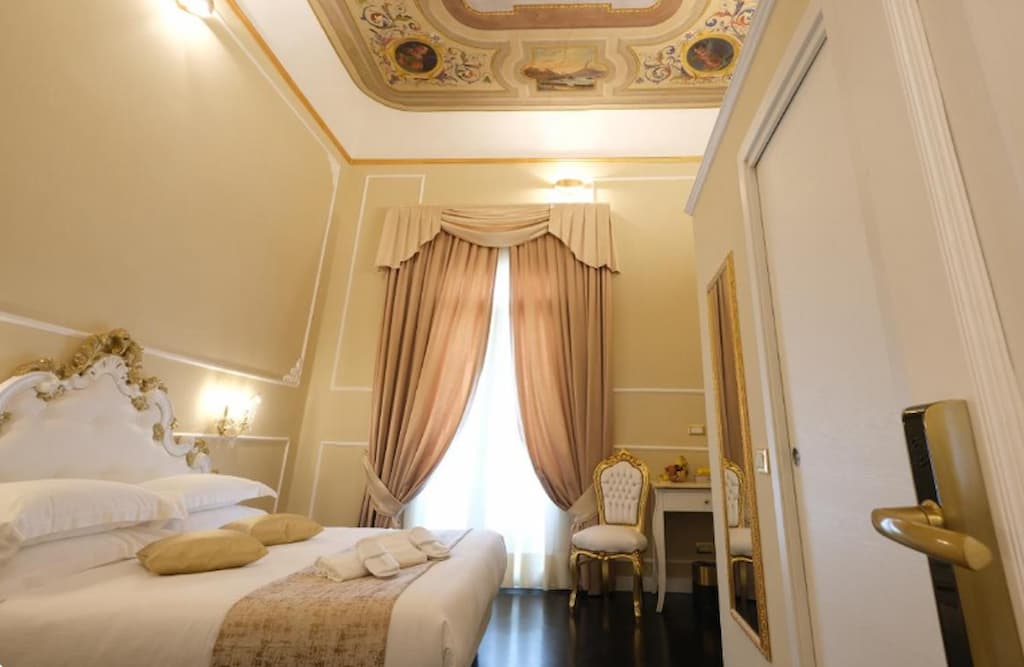 where to stay in Florence Italy